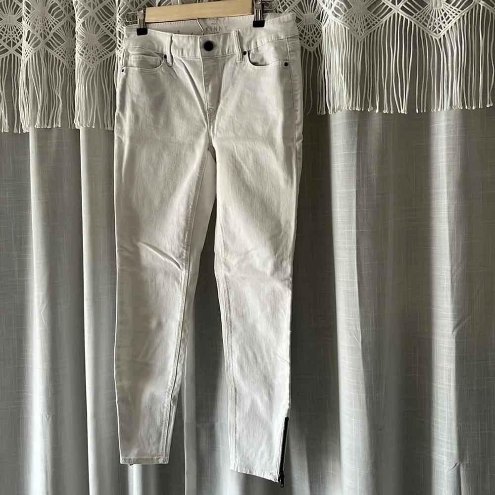 White House black market the skinny ankle jeans in white Sz 2 - Picture 3 of 8